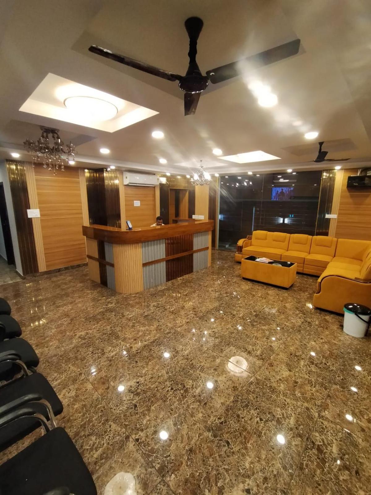 Royal View Residency Hotel Attingal Luaran gambar